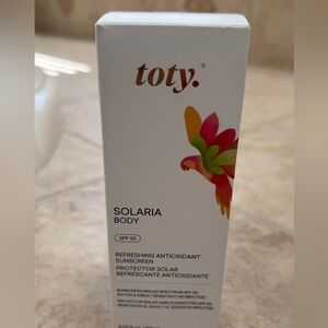 toty Solaria Body SPF 50 Sunscreen